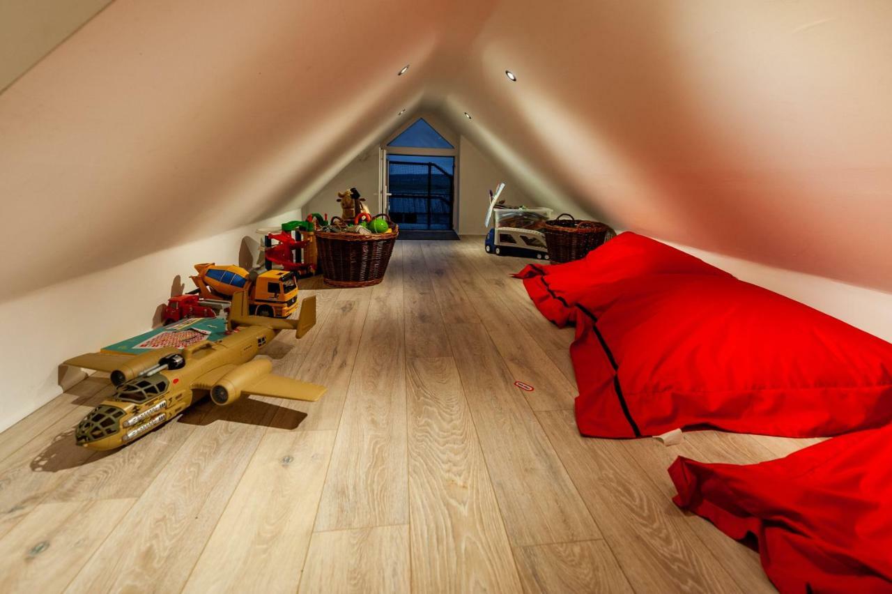 Ocean View,Kinsale, Hosted By Exquisite Holiday Homes, Sleeps 22 Exteriér fotografie
